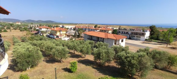 360m² Commercial property in Polygyros, Greece No. 4132 25