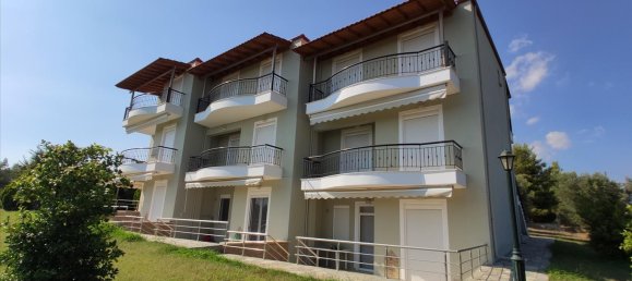 360m² Commercial property in Polygyros, Greece No. 4132 3