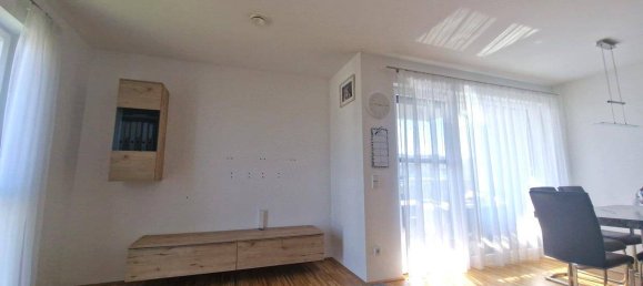 Квартира с 3 комнатами в Вайскирхен ан дер Траун, Австрия № 168757 3