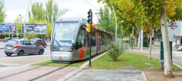 1 bedroom Apartment in Zaragoza, Spain No. 168251 8