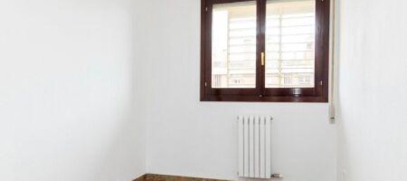 1 bedroom Apartment in Zaragoza, Spain No. 168251 20