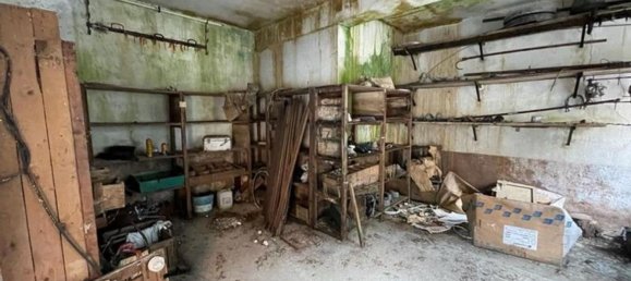 4 Schlafzimmer Villa in Sovramonte, Italy, Nr. 372715 6