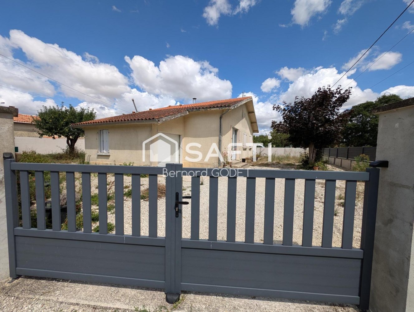 Casa de 2 dormitorios en Brettes, France No. 279613