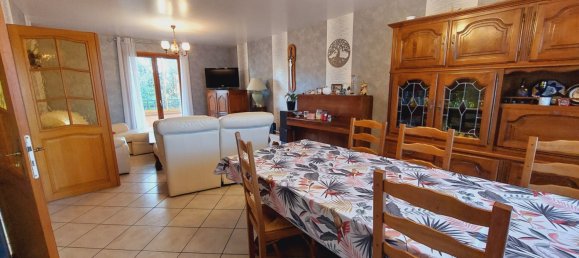 Villa de 3 dormitorios en Jarny, France No. 154680 2