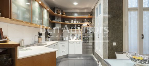 2 bedrooms Apartment in Eixample, Spain No. 164739 12