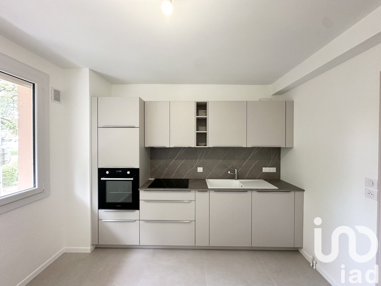 3 Schlafzimmer Wohnung in Dijon, France, Nr. 358359