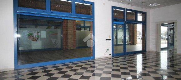 2 bedrooms Apartment in Pegognaga, Italy No. 359614 2