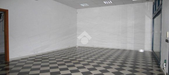 2 bedrooms Apartment in Pegognaga, Italy No. 359614 3