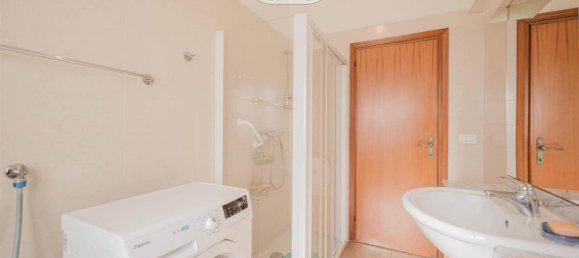 Casa de 8 divisões em Spinea, Italy N.º 36057 13