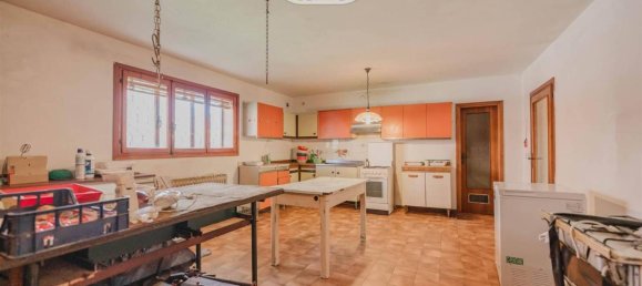 Casa de 8 divisões em Spinea, Italy N.º 36057 26