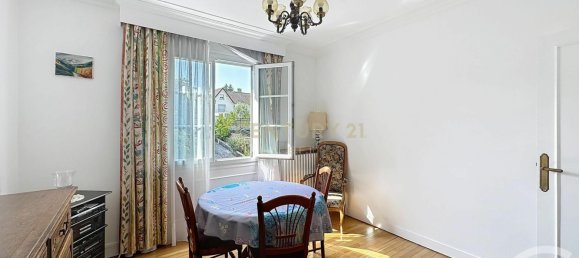 2 Schlafzimmer Haus in Noisy-le-Grand, France, Nr. 345857 4