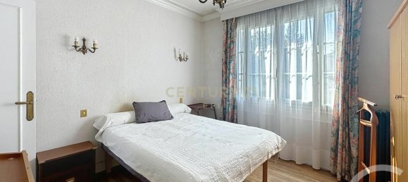2 Schlafzimmer Haus in Noisy-le-Grand, France, Nr. 345857 7