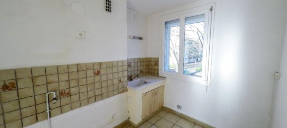 Квартира с 2 спальнями в Тур, Франция № 67202 2