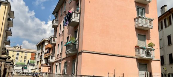 2 bedrooms Apartment in Varese, Italy No. 315047 14