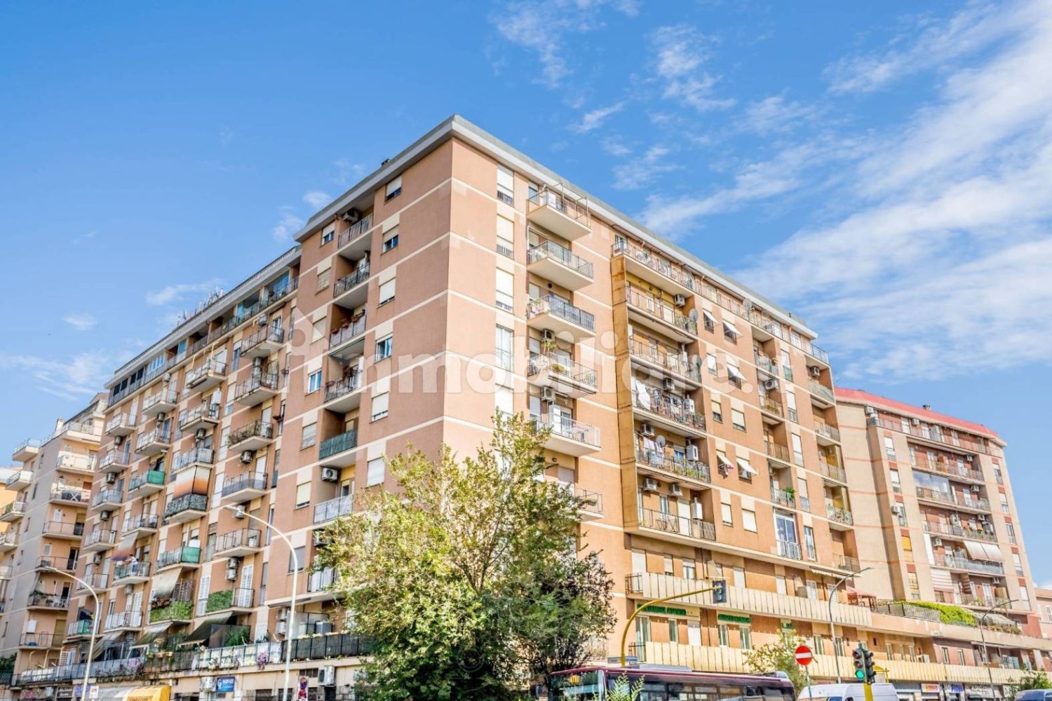 3 bedrooms Apartment in Rome, Italy No. 318315