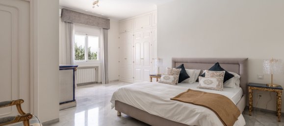 6 bedrooms Villa in Estepona, Spain No. 40217 18