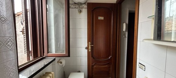 4 rooms Apartment in Viterbo, Italy No. 48565 23