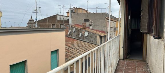 4 rooms Apartment in Viterbo, Italy No. 48565 11