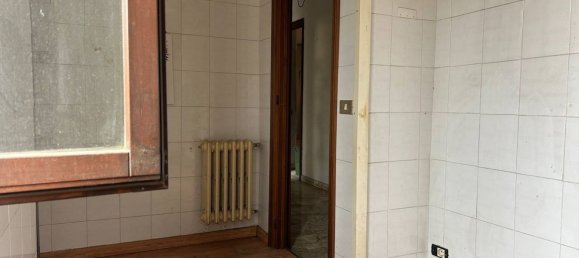 4 rooms Apartment in Viterbo, Italy No. 48565 20