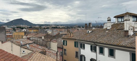 4 rooms Apartment in Viterbo, Italy No. 48565 34