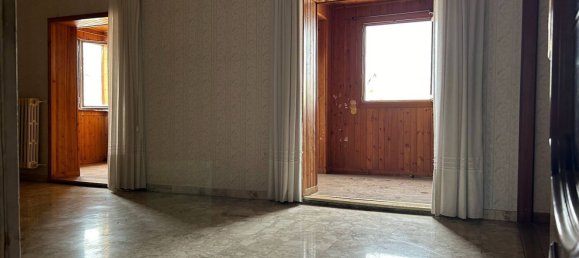 4 rooms Apartment in Viterbo, Italy No. 48565 5