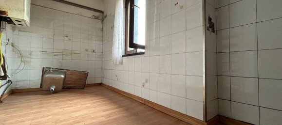 4 rooms Apartment in Viterbo, Italy No. 48565 18
