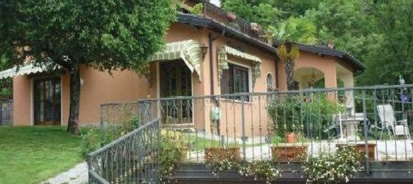 Дом с 13 комнатами в Порлецца, Италия № 3897 2