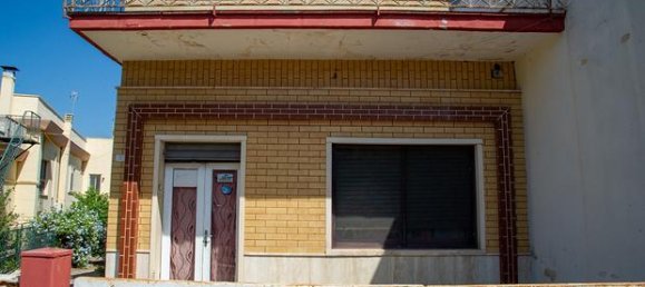 Дом с 10 комнатами в Сан Вито деи Норманни, Италия № 276874 2