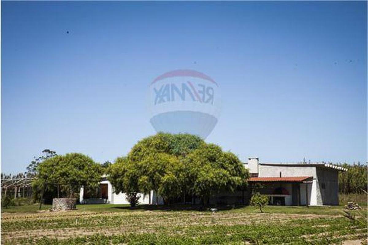 Дом с 3 спальнями в Канелонес, Уругвай № 12394