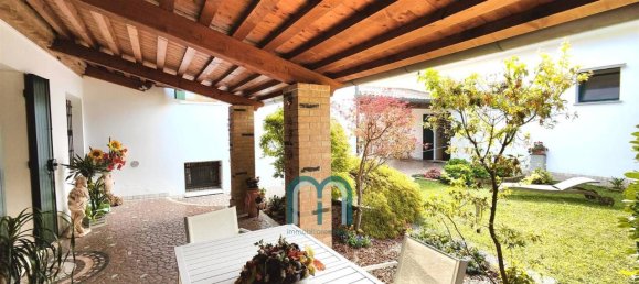 6 rooms House in Pianiga, Italy No. 27689 13