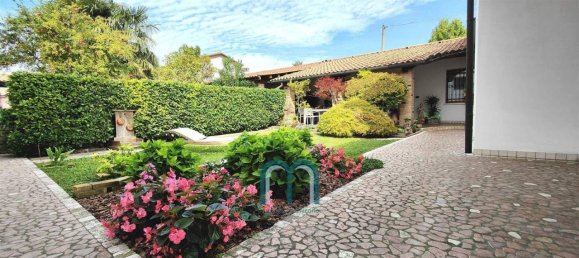 6 rooms House in Pianiga, Italy No. 27689 4