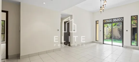 2 bedrooms Apartment in Old Town, UAE No. 113223 2