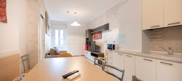 4 rooms Apartment in Jesolo, Italy No. 174448 2