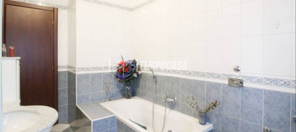 2 bedrooms House in Mediglia, Italy No. 9666 19