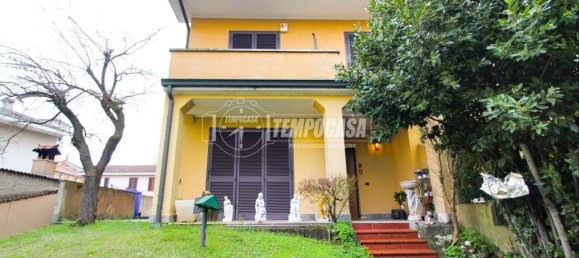 2 bedrooms House in Mediglia, Italy No. 9666 4