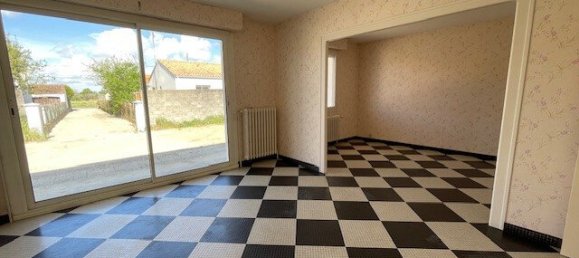 Дом с 2 спальнями в Сент-Илер-де-Рие, Франция № 113208 3