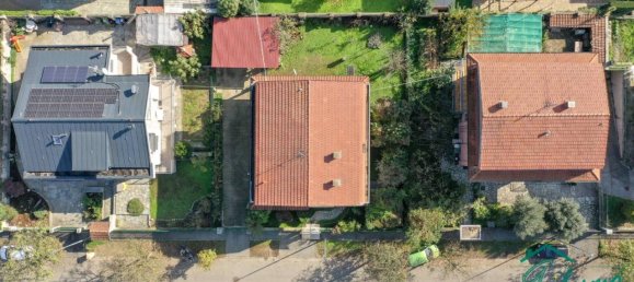 4 rooms Apartment in Nichelino, Italy No. 156667 2