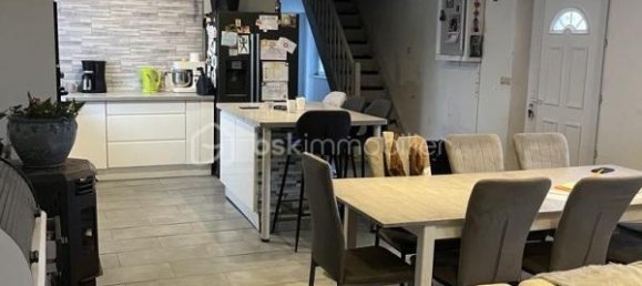 Casa de 5 dormitorios en Hangest-en-Santerre, France No. 39082 2