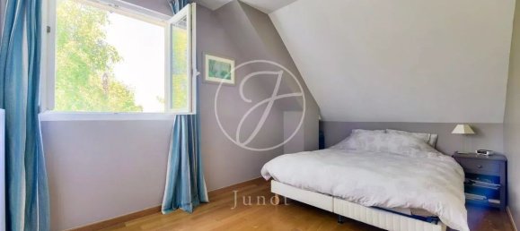 5 bedrooms House in Rueil-Malmaison, France No. 321733 13