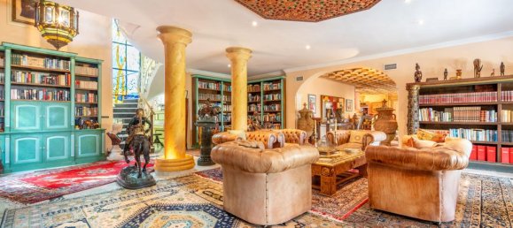 Villa de 9 dormitorios en Estepona, Spain No. 179032 18