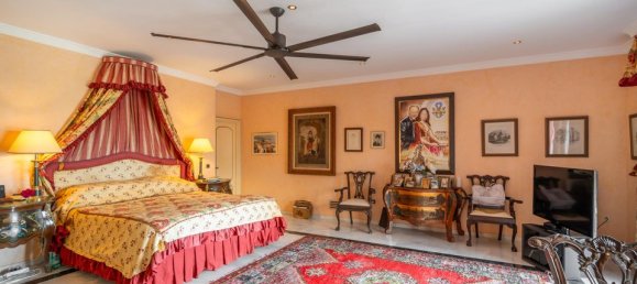 Villa de 9 dormitorios en Estepona, Spain No. 179032 16