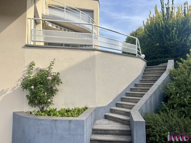 5 غرف نوم منزل في Danjoutin, France رقم 353523