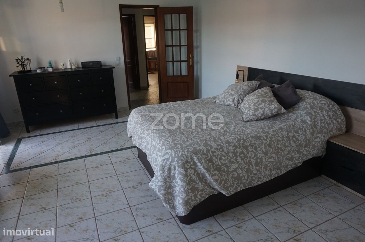 4 bedrooms House in Sesimbra, Portugal No. 75406