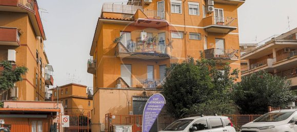 1غرفة عقار تجاري في Rome, Italy رقم 52935 48