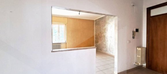 4 rooms Apartment in Pescara, Italy No. 17146 16