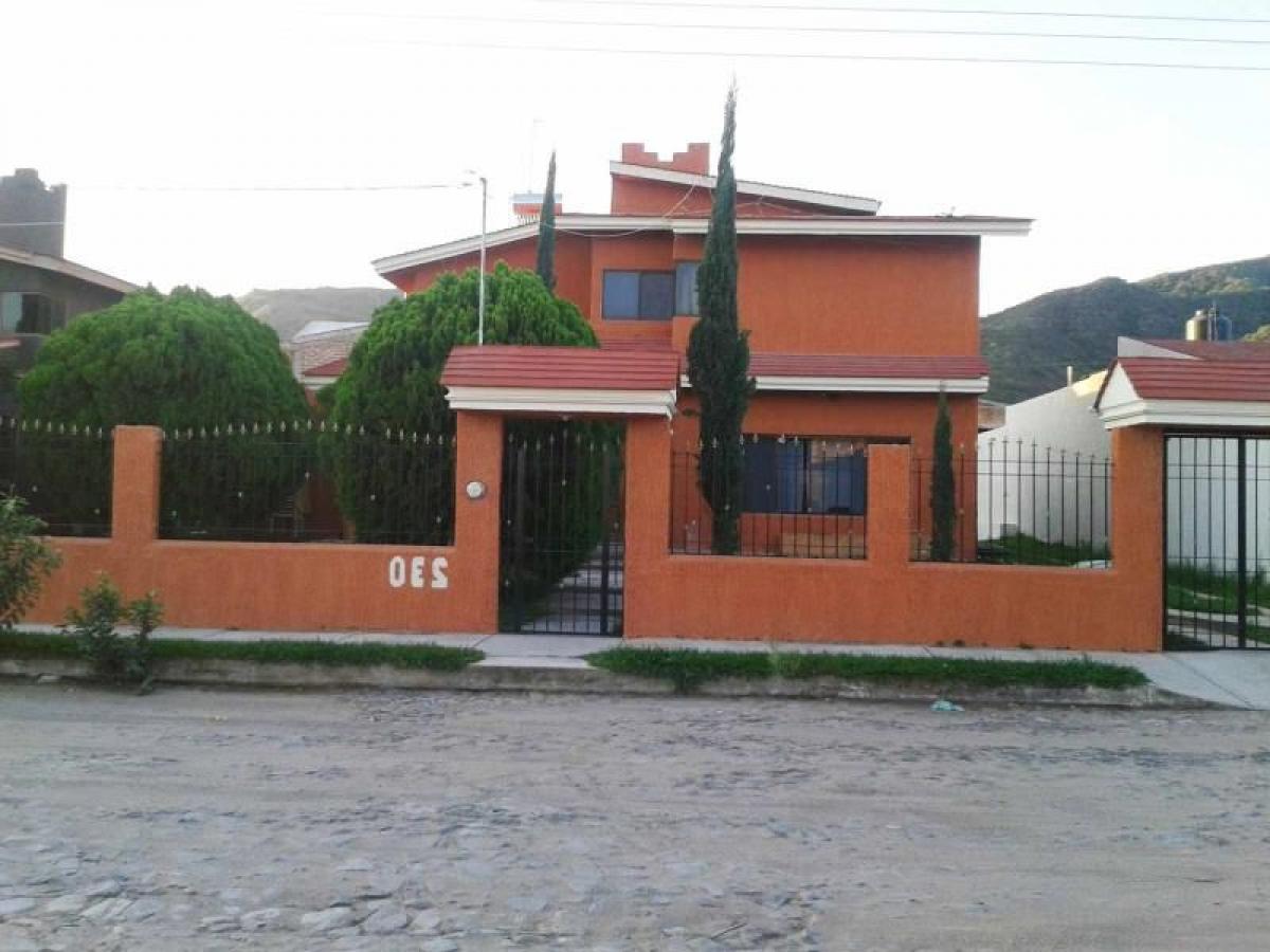3 bedrooms House in Etzatlan, Mexico No. 179348