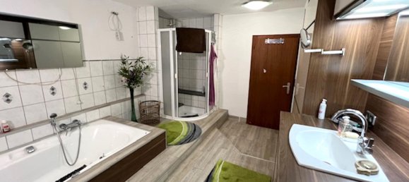 Здание с 6 комнатами в Баден-Вюртемберг, Германия № 5427 10