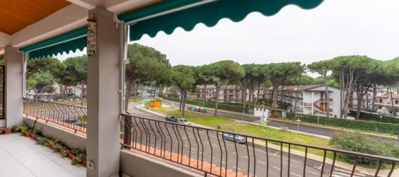 4 rooms Penthouse in Comacchio, Italy No. 77257 3