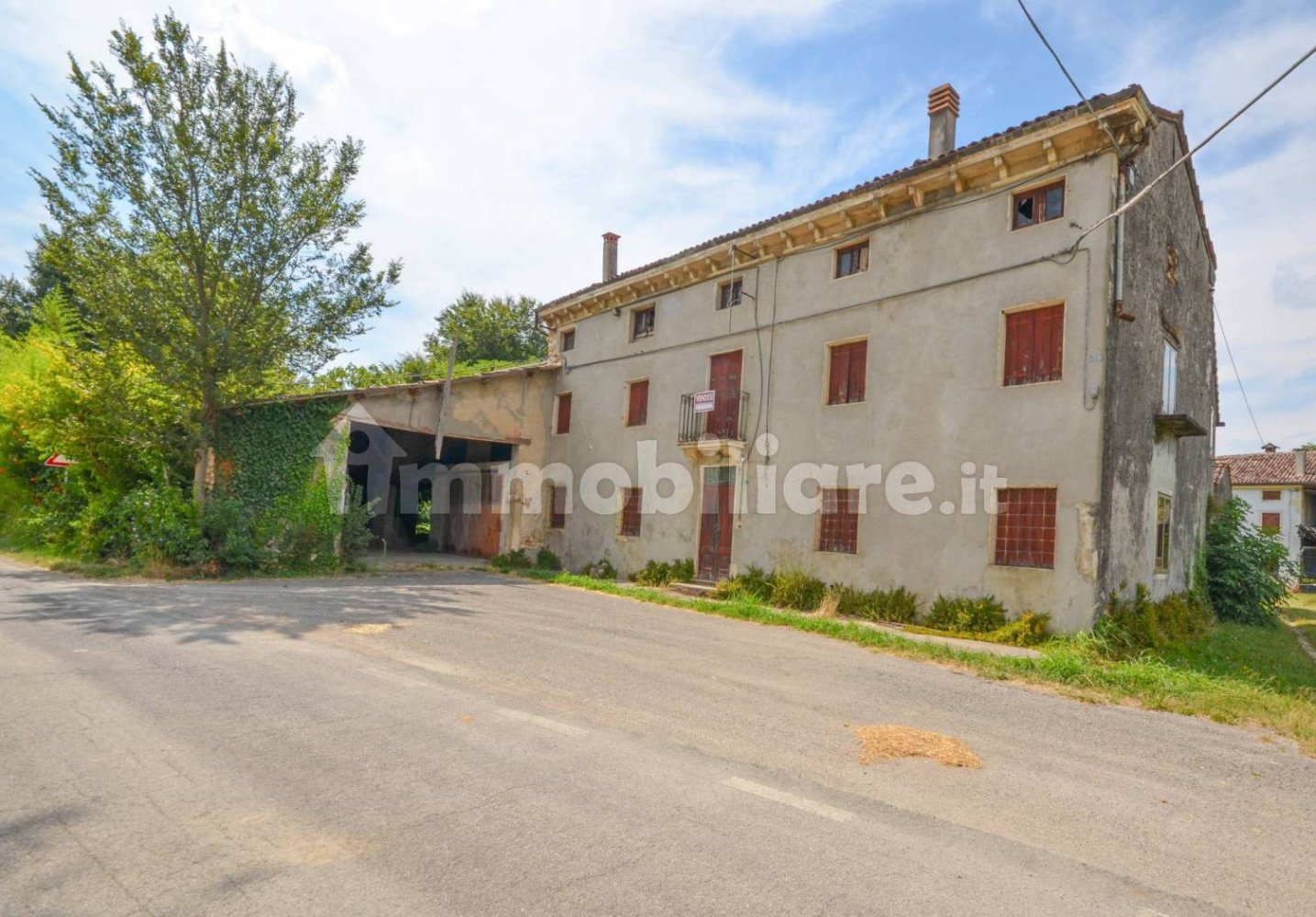 5 rooms House in Barbarano Mossano, Italy No. 265244