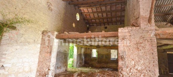 5 rooms House in Barbarano Mossano, Italy No. 265244 8